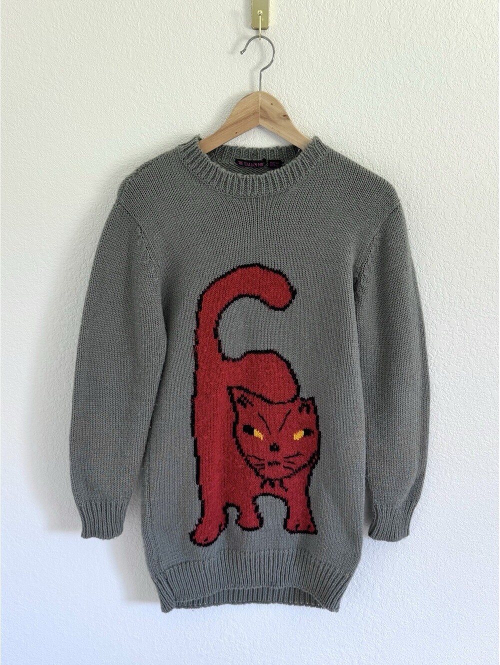 Vintage The Italian Mob Women’s Size Medium Cat Graphic Red Gray Oversized